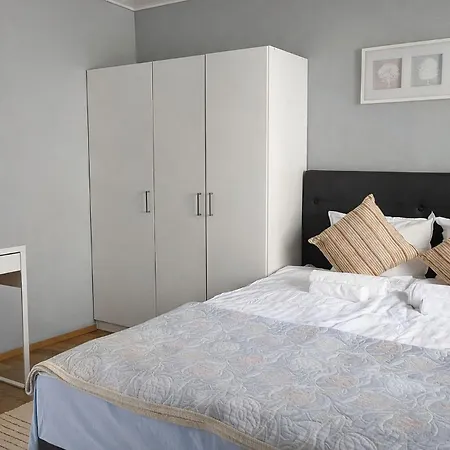 Lumi & Luonto - Entire 100 Sqm 3-br House With Private Wood Fired Sauna *