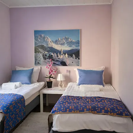 Lumi & Luonto - Entire 100 Sqm 3-br House With Private Wood Fired Sauna Semesterbostad *