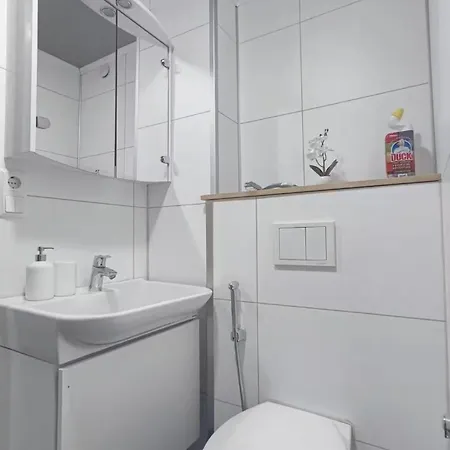 Lumi & Luonto - Entire 100 Sqm 3-br House With Private Wood Fired Sauna *