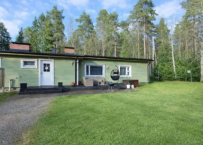 Hébergement de vacances Lumi & Luonto - Entire 100 Sqm 3-br House With Private Wood Fired Sauna *