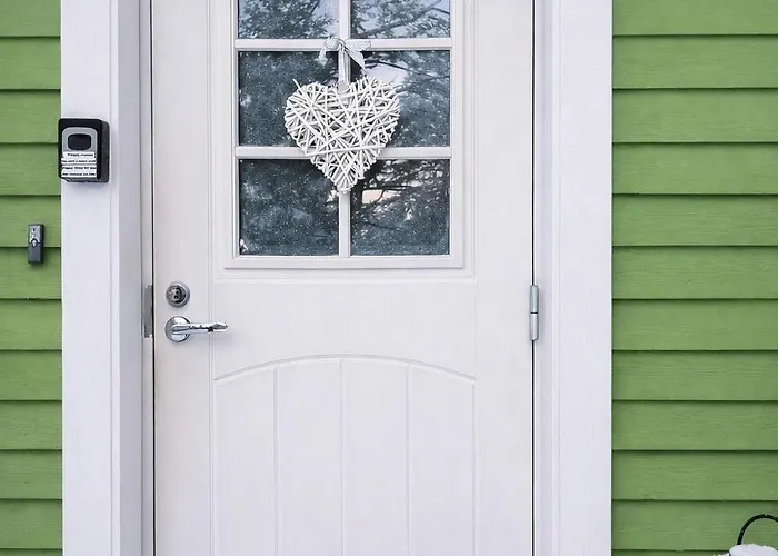 Lumi & Luonto - Entire 100 Sqm 3-br House With Private Wood Fired Sauna