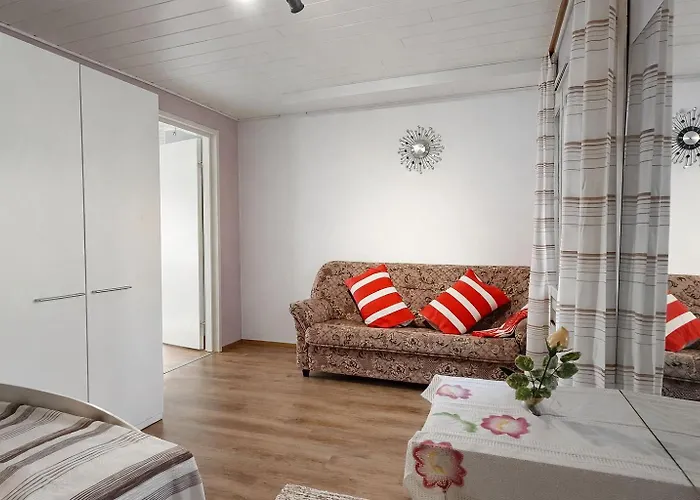 Lumi & Luonto - Entire 100 Sqm 3-br House With Private Wood Fired Sauna *
