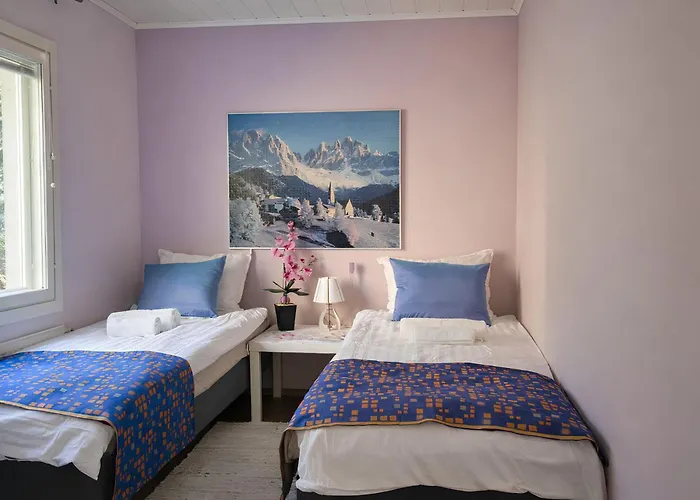 Lumi & Luonto - Entire 100 Sqm 3-br House With Private Wood Fired Sauna Hébergement de vacances *