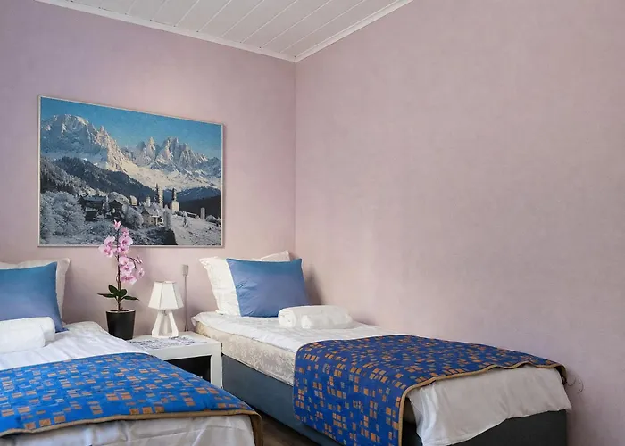 Semesterbostad Lumi & Luonto - Entire 100 Sqm 3-br House With Private Wood Fired Sauna Uleåborg